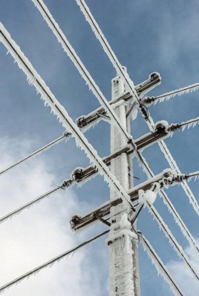 Госадминистрация Рыбницкого района просит жителей: если увидели обрыв проводов – сразу сообщайте в ЕРЭС