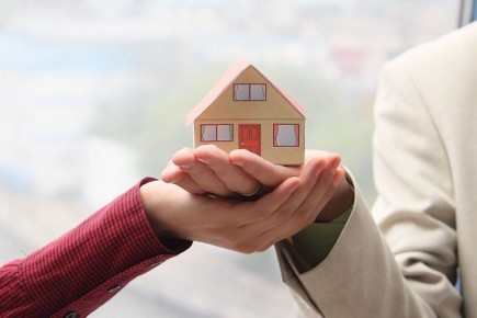 14 льготных кредитов на 1,8 млн рублей выдали молодым семьям в Приднестровье в 2025 году