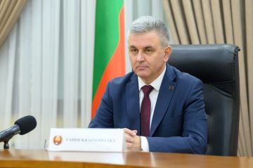 Президент ПМР Вадим Красносельский оглашает ежегодное послание к органам государственной власти