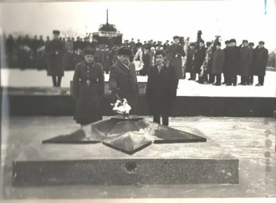 54 года назад, 29 января 1972 года Мемориал Славы открылся на центральной площади Тирасполя