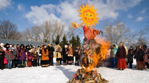 Впереди - Масленица. Весёлый и сытный праздник, в который принято печь блины и сжигать чучело, в этом году её отметят с 16 по 22 февраля