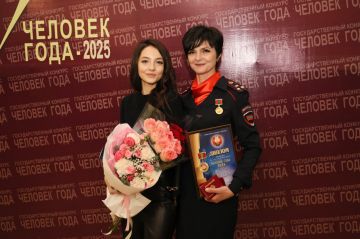 «Мой отец, офицер силовых структур, всегда мечтал, чтобы я продолжила фамильную династию и служила в правоохранительных органах. Мне нравилось творчество. В итоге получилось совместить и то и другое»