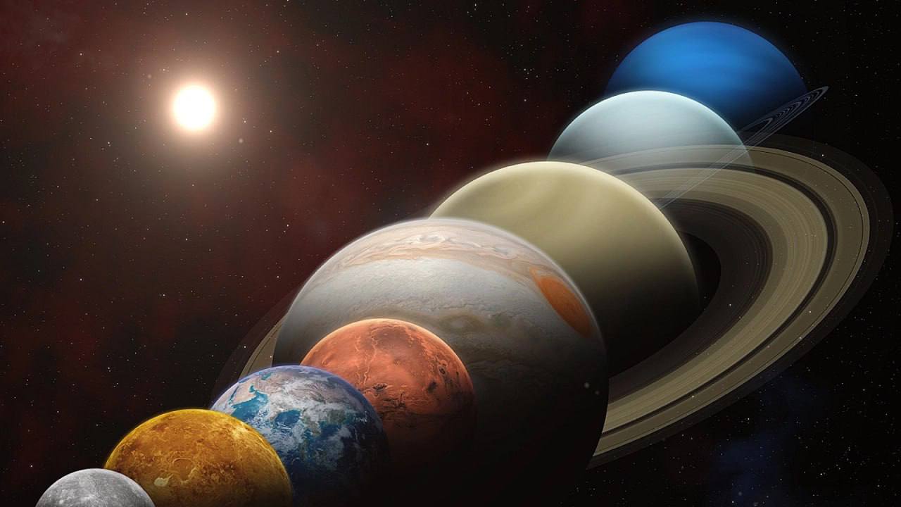 Уникальное астрономическое сочетание люди смогут увидеть 12 августа: парад планет на рассвете, солнечное затмение днем и пик метеорного потока Персеиды ночью, — Роскосмос