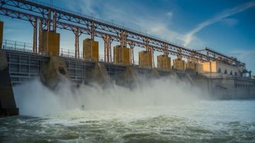 Аварии в системе электроснабжения обсудили на совещании при Президенте