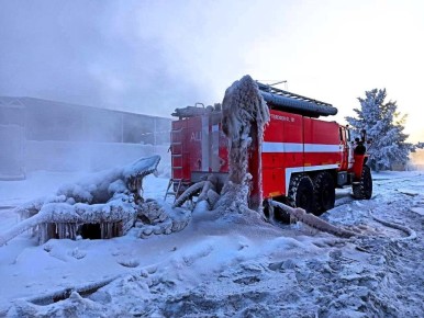 Пожарные машины на севере России, иногда выглядят вот так