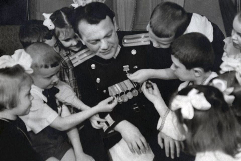 5 ������� 1922 ���� ������� ��������������, ��� ��� �������� ������� ������� � �������� �������� ����� � ������ ���������� ���������, ������ ������� ����� � ����� ���������� �����