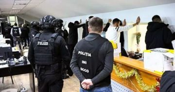 В Молдове накрыли мошеннический колл-центр с ежемесячным оборотом в $2 млн: задержаны 15 человек