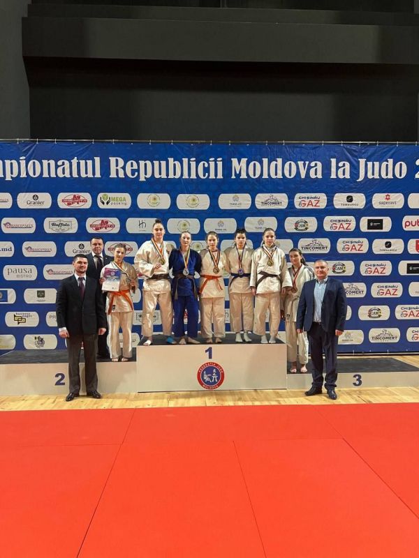 Приднестровские дзюдоисты привезли 8 медалей с чемпионата Молдовы