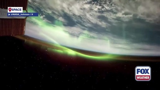 ��������� NASA ��������� � ����� ��������� ������, ������ � ����� ������� SpaceX Dragon