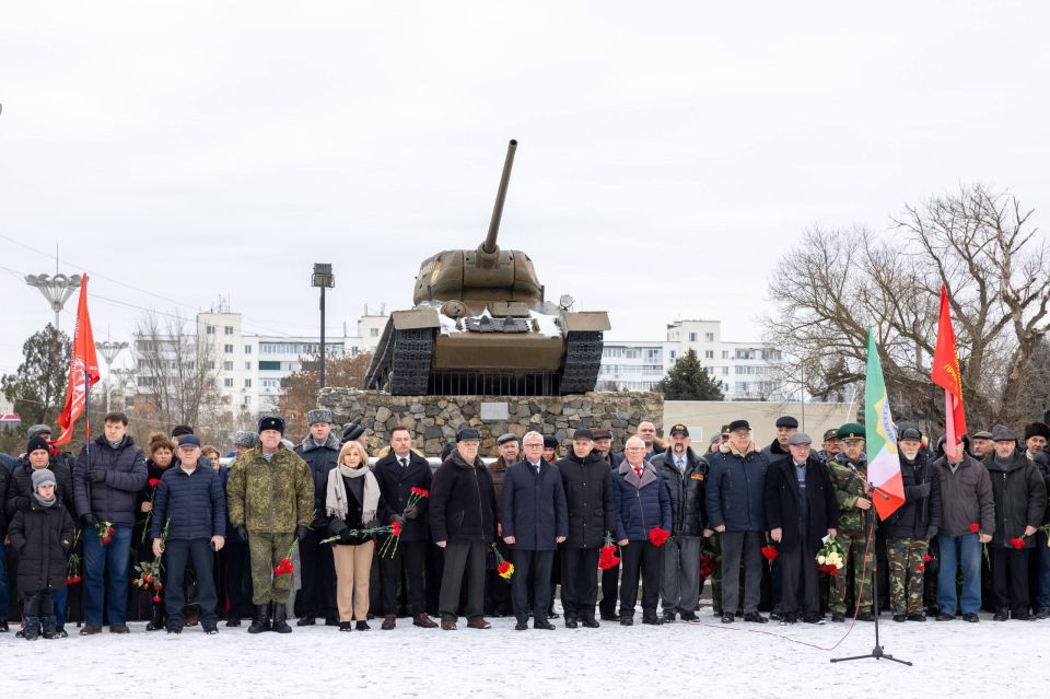 ������� � ������������� �������� 35-� ��������� ����������� ���