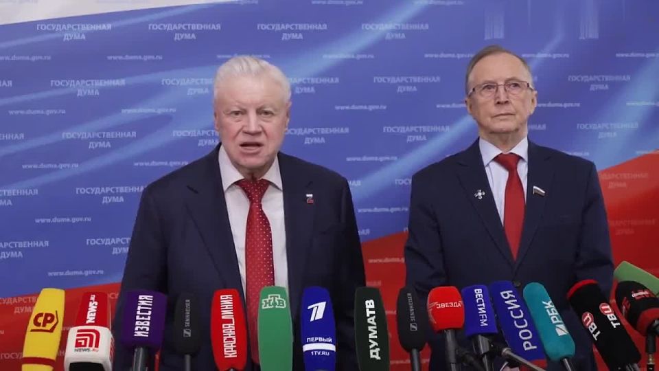 Сергей Миронов:. – кто делает замедление телеграма идите на передовую!!! – вы идиоты вы что делаете? – те кто это делает мерзавцы!!! Люди гибнут за Россию! Они не могут общаться с родными!