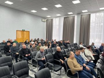 В госадминистрации состоялась сессия Совета народных депутатов