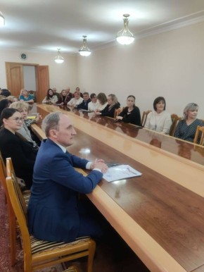 В Бендерской госадминистрации состоялась церемония награждения победителей республиканского и городского этапов конкурса на лучшее новогоднее оформление