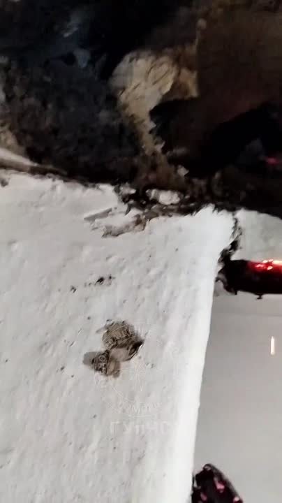 «Ой-ой-ой-ой-ой, тушите её быстрее», – вот так тлеет потолочная балка