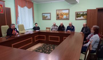 ����� �������� ������ ����� ���������� � �������-������������������� � ������� �������� ������-��������