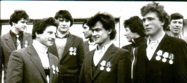 На фото воины-интернационалисты Каменского района (февраль 1988 года)