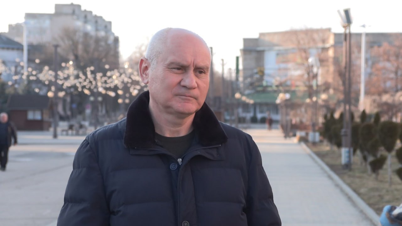 В Бендерах экстренно подсыпают дороги