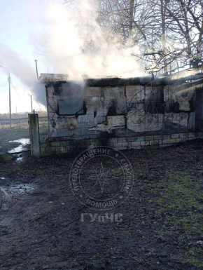 В микрорайоне Шелковый сгорел вагончик