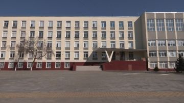 МОУ «Бендерский теоретический лицей имени Л.С. Берга» проводит приёмную кампанию на 2026-2027 учебный год в 5-8,10 классы