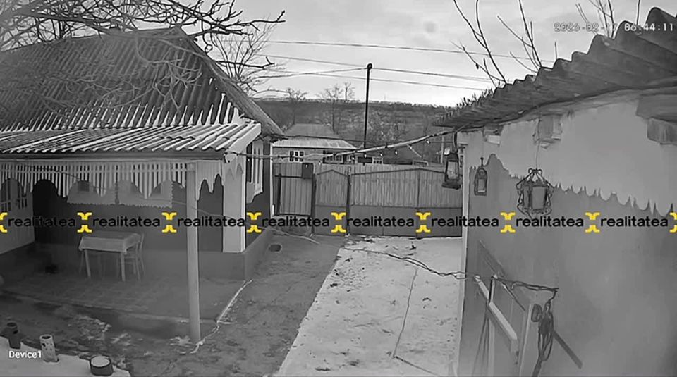 В Винницкой области Украины, с которой граничат молдавские Сороки были видны взрывы