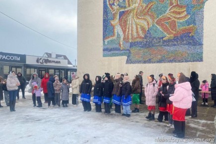 В рамках проведения широкой Масленицы 20 февраля в селе Ближний Хутор была проведена праздничная ярмарка