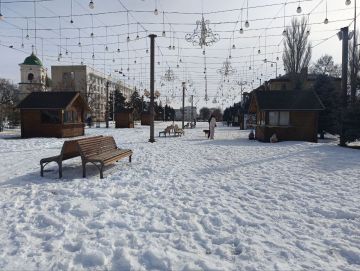 22 февраля ожидается облачная погода, ночью и утром местами снег, на дорогах гололедица, днем без осадков