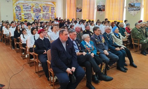 Ученики и учителя для гостей подготовили концертную программу