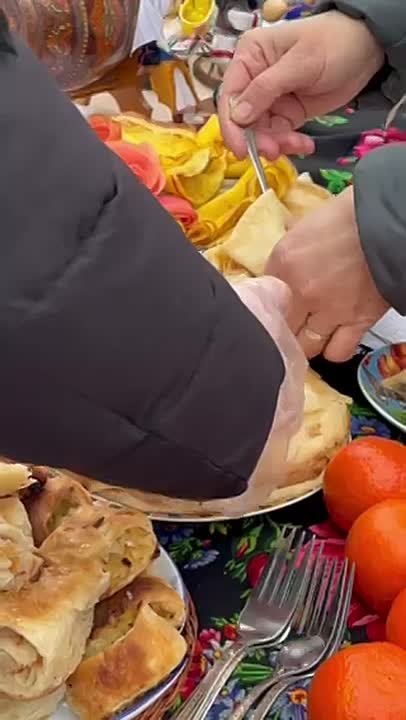 Масленица в Кицканах. В Кицканах к празднику подготовили угощения для жителей и гостей села