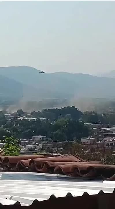 В Мексике продолжаются интенсивные боестолкновения армии и полиции с боевиками картеля "Халиско" и ряда других картелей