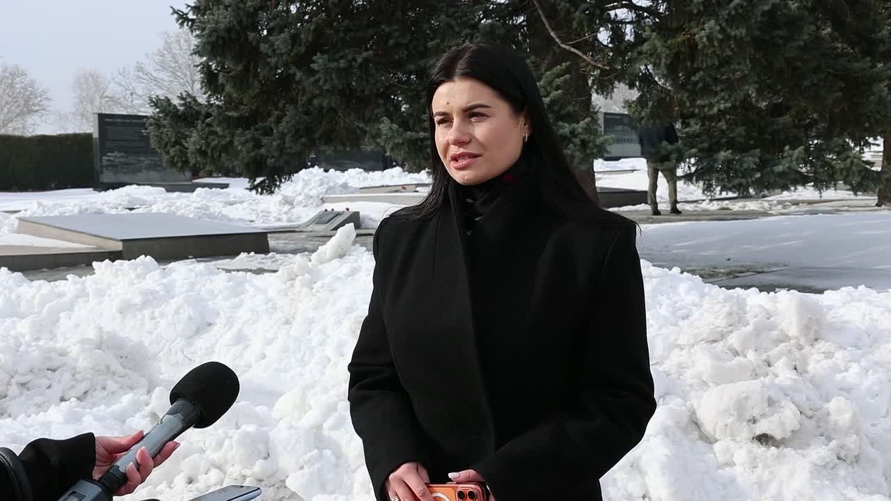 «Защитник – каждый, кто берёт ответственность за свою семью, за свой город, за свою Родину и своё государство. Сегодня мы собрались, чтобы почтить тех людей, благодаря которым живём под мирным небом», – председатель...