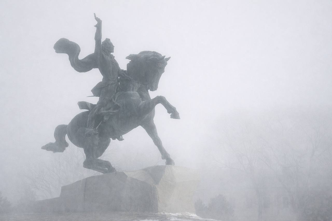 Туман видимостью 200-500 метров сохранится до обеда