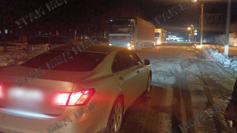 Пострадал пешеход. Вечером 21 февраля на улице Дружбы водитель автомобиля Lexus совершил наезд на мужчину, находившегося на проезжей части