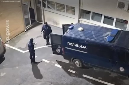 В Сербии задержали двух подозреваемых в подготовке покушения на президента Вучича и членов его семьи, сообщили в МВД страны