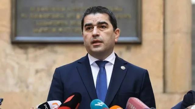 «Мы поддерживаем украинский народ, ни Зеленский, ни Брюссель не заслуживают нашей поддержки, они — неблагодарные люди», — спикер парламента Грузии Папуашвили