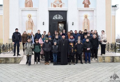 В воскресной школе при храме святого благоверного князя Александра Невского в Бендерской крепости прошёл урок ко Дню православной молодёжи