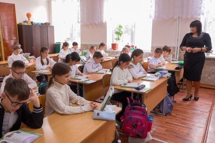 В Минпросе создали рабочую группу, которая займется сокращением числа отчетов в системе образования