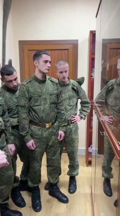 Кто проживает на дне океана и как осётры связаны с Рыбницей?