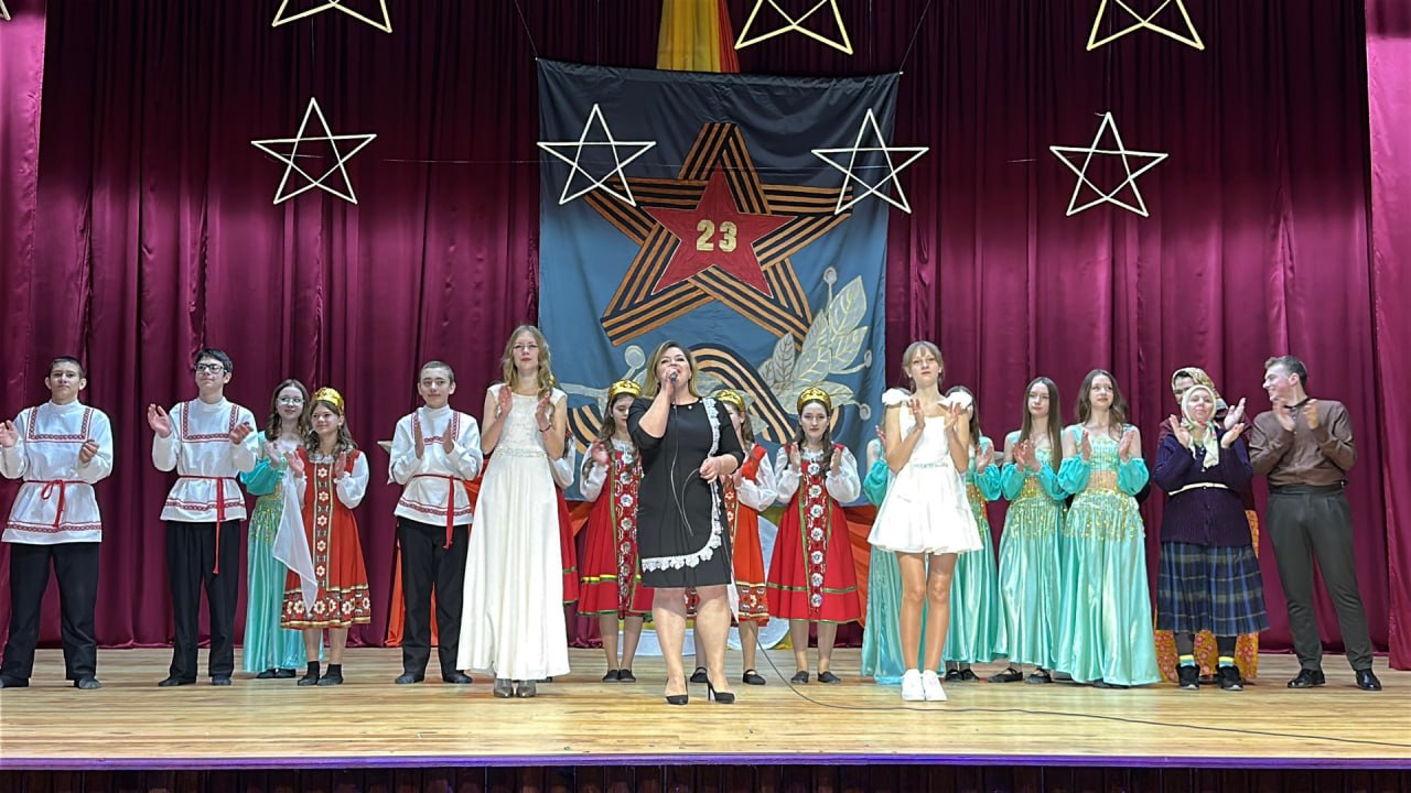 В ДОМЕ КУЛЬТУРЫ с. ФРУНЗЕ СОСТОЯЛСЯ КОНЦЕРТ «БЕРЕГИТЕ МУЖЧИН»