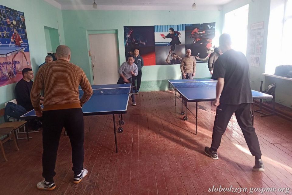 28 февраля в посёлке Красное состоялся турнир по настольному теннису, посвященный Дню защитника Отечества