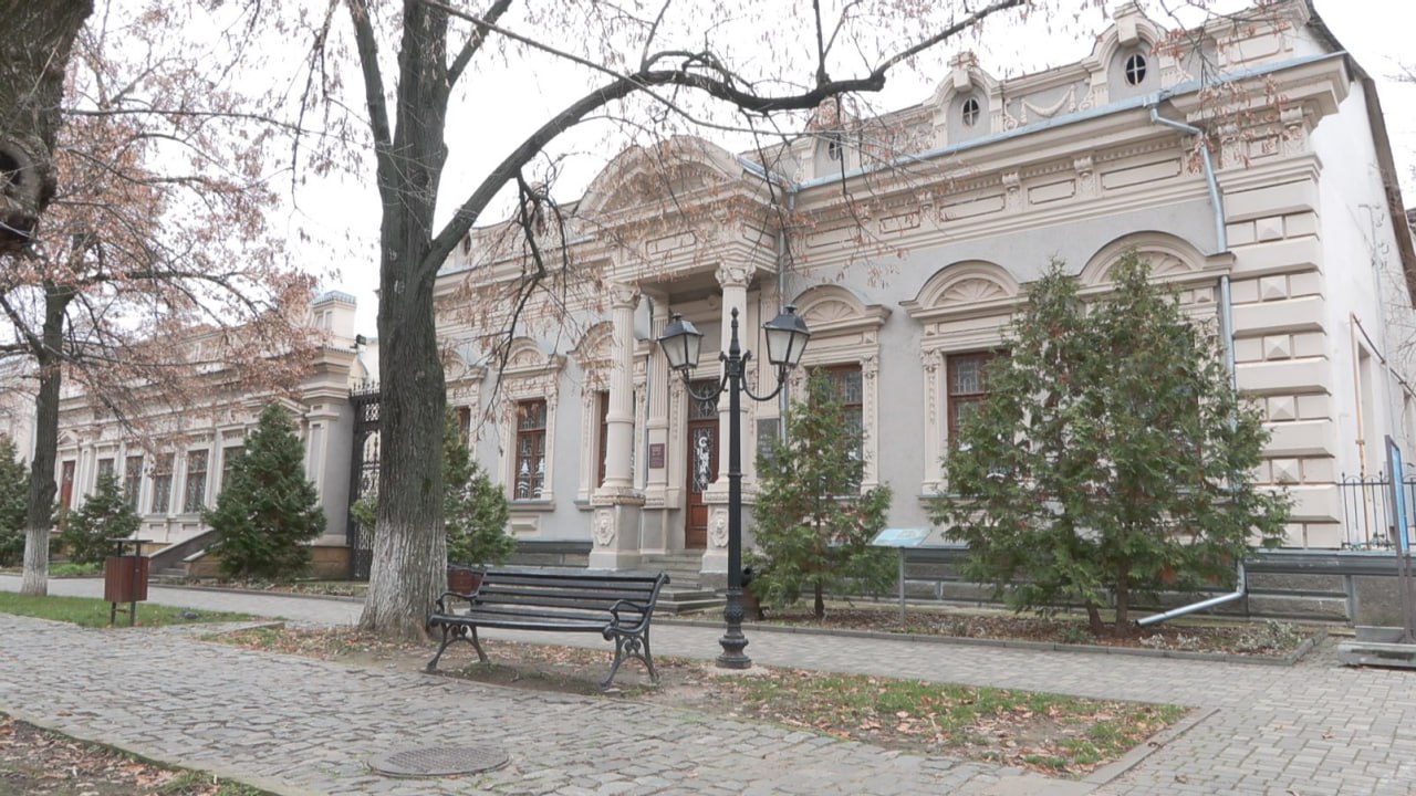 Выставка памяти Бориса Огли откроется в Бендерах