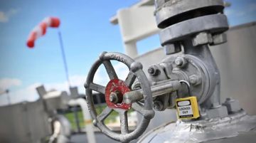 Цена газа в Европе на открытии биржевой торговли в понедельник подскочила на 20% на фоне военной операции США и Израиля против Ирана — данные биржи ICE