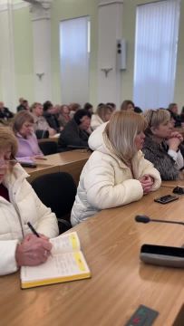 В Доме Советов обсудили вопросы соблюдения законодательства об обращениях граждан