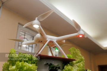 Студентов-аграриев обучают сеять с помощью дронов