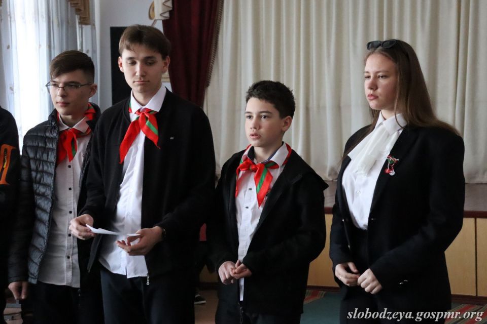 ������� ������������� ����� �2 ���������� ����� � ��������������� �������� ���� ������ � �� �������������