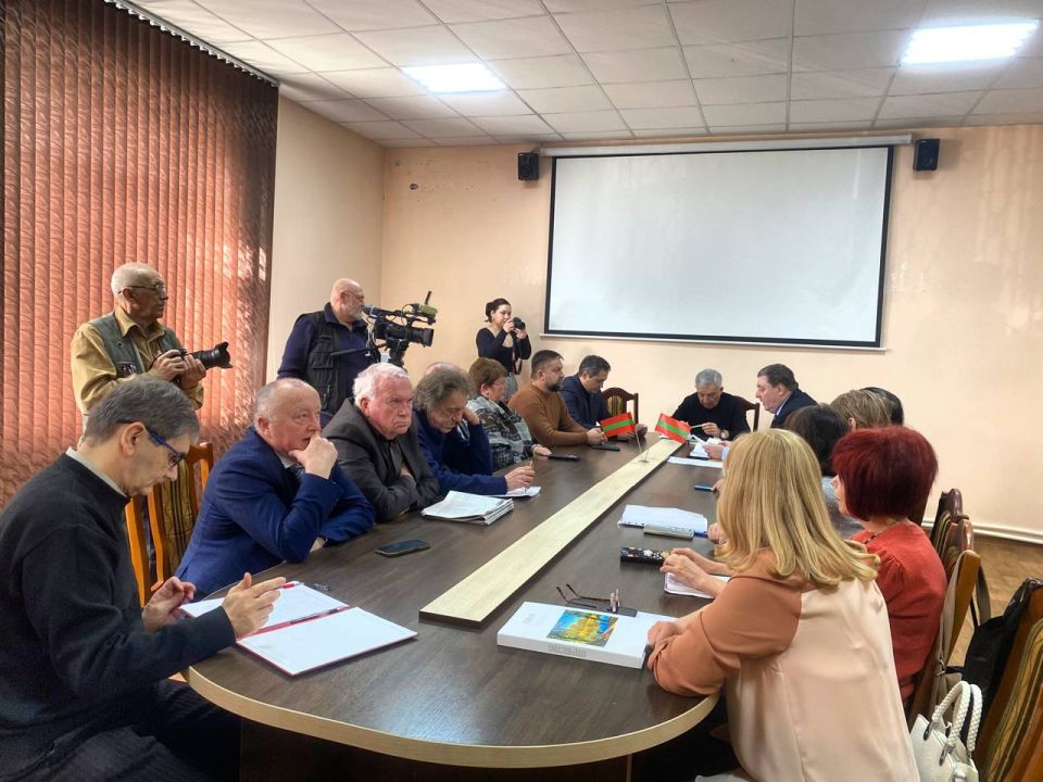 3 ����� ������ ���������� ������� ���� ����� ��������� � ����� ����������� �������������