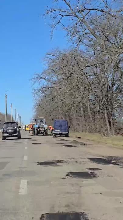 Дорожники работают по трассе "Фоишор" – Терновка