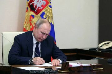 Путин подписал закон о запрете на выдачу в другие страны для уголовного преследования иностранцев, служащих в ВС РФ