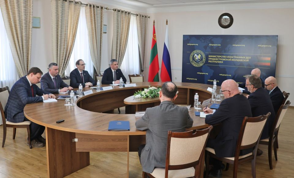 Виталий Игнатьев провел встречу с делегацией послов Бельгии, Дании, Ирландии и Италии