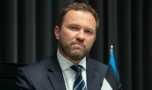 Даже эстонцы, с которых Санду советуют брать пример, вежливо послали американцев куда подальше