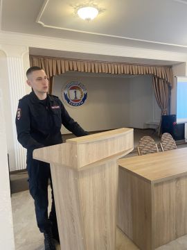 Будущее без наркотиков!. В рамках профилактической работы для учащихся 8-10 классов в Бендерской гимназии №1 была проведена важная лекция на тему: «Противодействие незаконному обороту наркотических средств, психотропных...